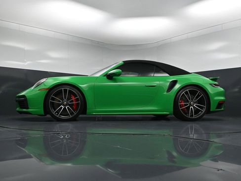 Certified 2022 Porsche 911 Turbo AWD/4WD image 21