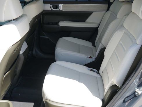 Used 2024 Hyundai Santa Fe Calligraphy FWD image 21