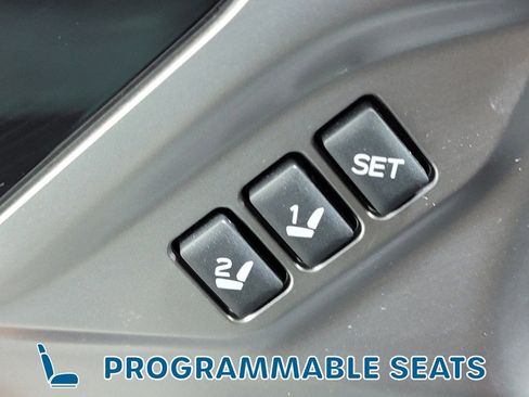 Used 2021 Subaru Outback Touring XT AWD/4WD image 29