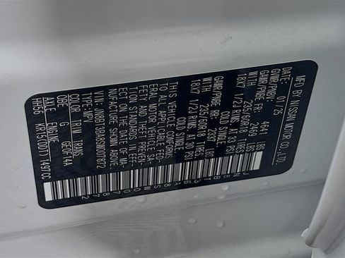Used 2025 Nissan Rogue SV w/ SV Premium Package FWD image 21