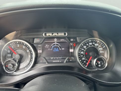 Used 2019 RAM 1500 Big Horn AWD/4WD image 15
