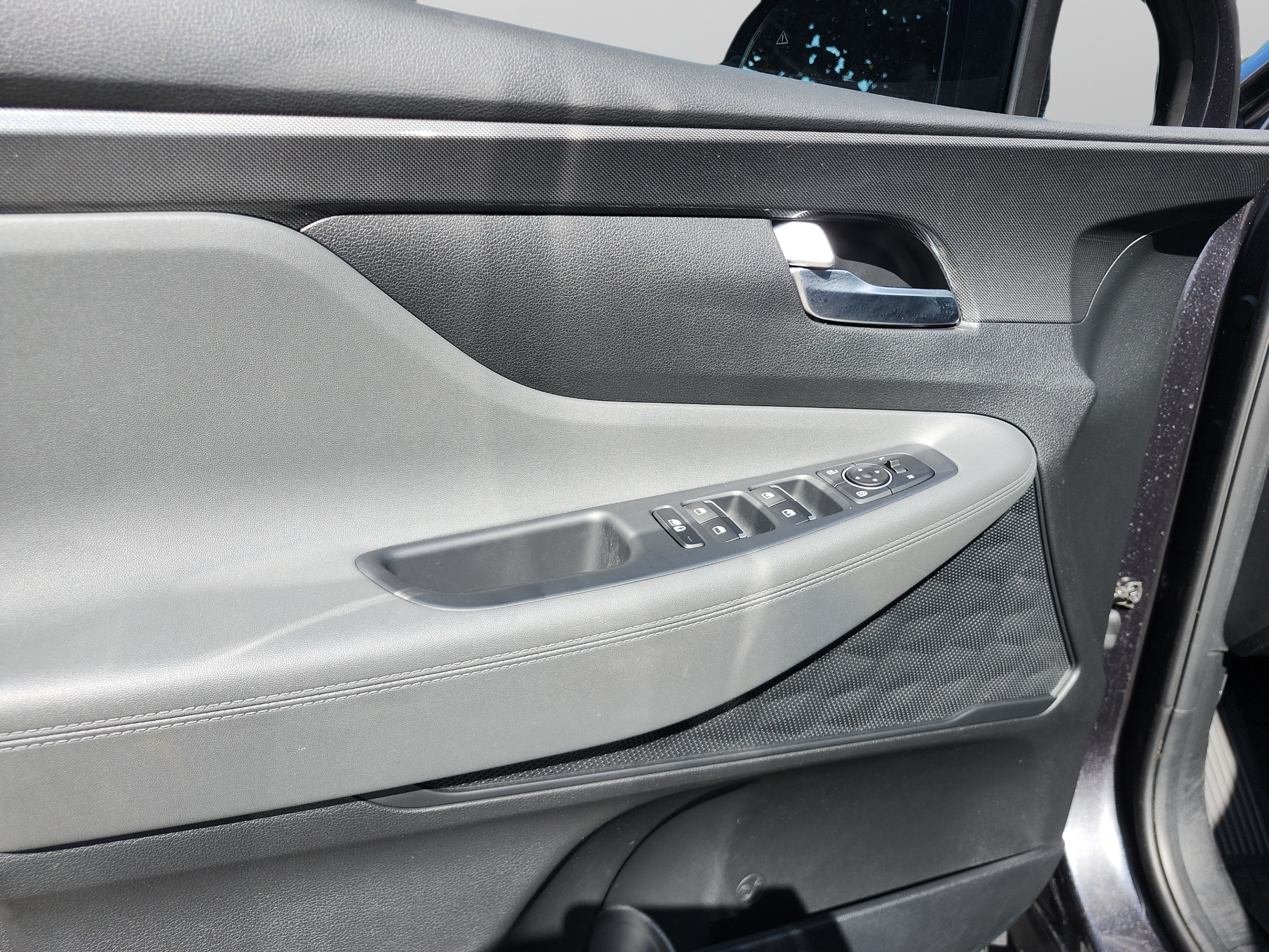 Certified 2023 Hyundai Santa Fe SEL FWD image 16