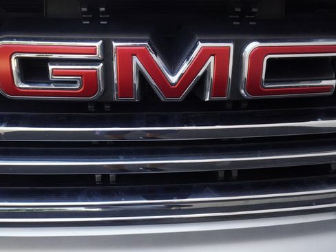 Used 2022 GMC Sierra 1500 SLT w/ SLT Premium Plus Package AWD/4WD image 45