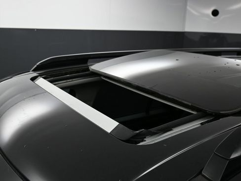 Used 2024 Hyundai Santa Fe XRT image 11