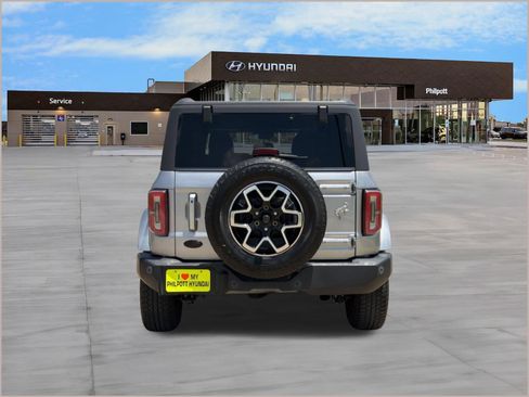 Used 2022 Ford Bronco Outer Banks AWD/4WD image 10