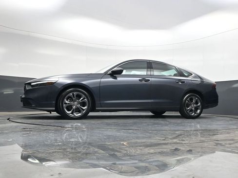 Used 2023 Honda Accord EX image 29