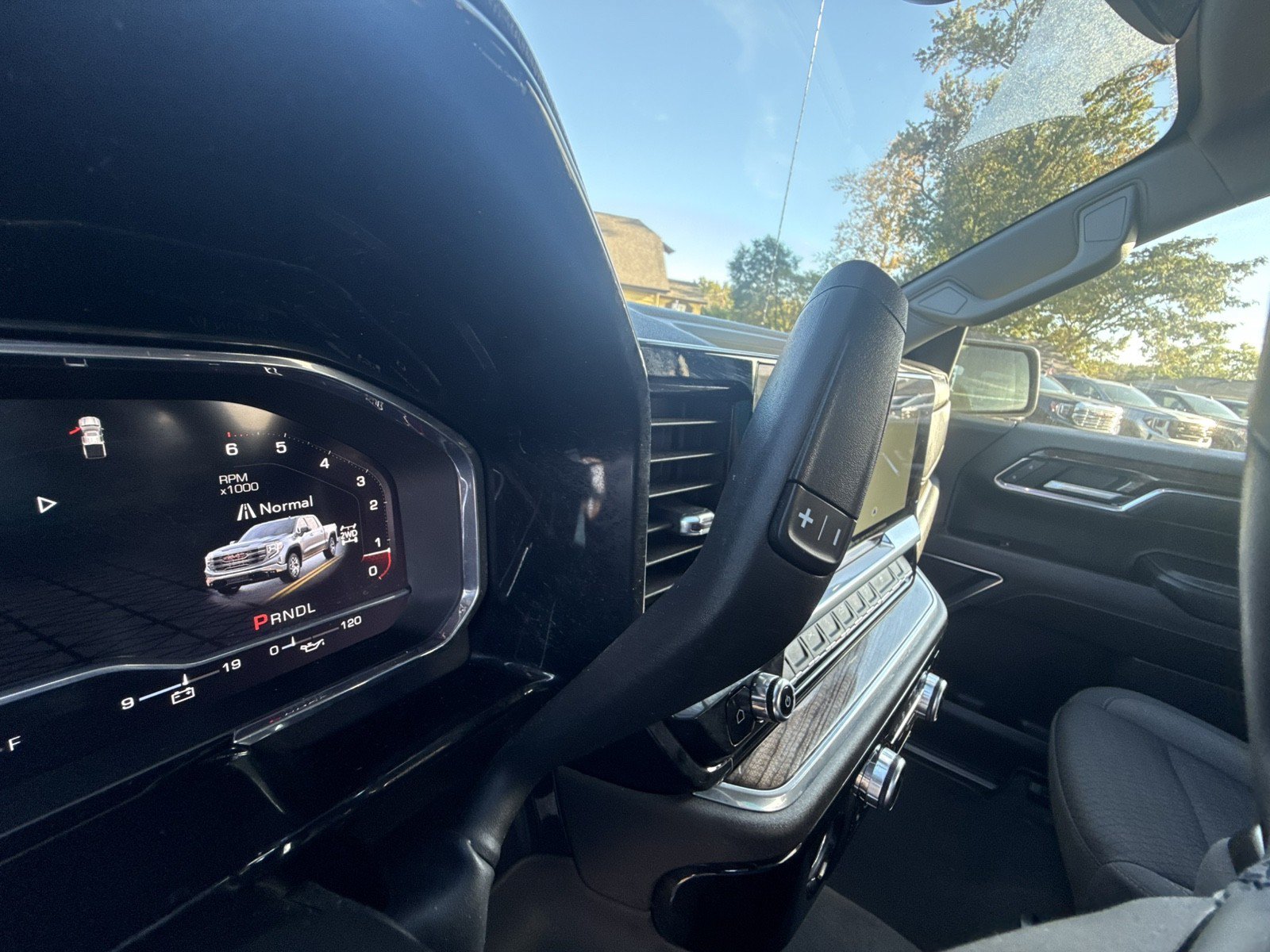 Used 2023 GMC Sierra 1500 Elevation AWD/4WD image 23