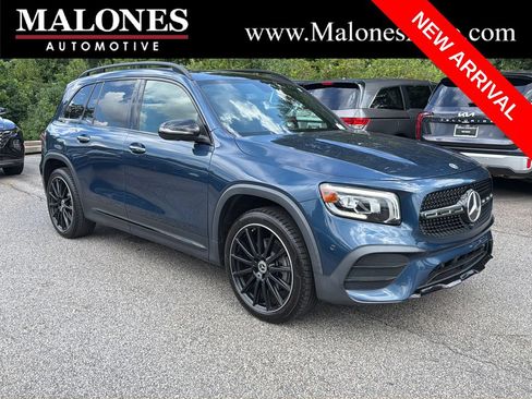 Used 2023 Mercedes-Benz GLB 250 w/ AMG Line image 1
