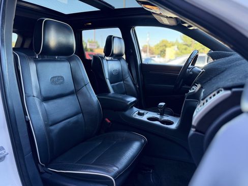 Used 2014 Jeep Grand Cherokee Overland AWD/4WD image 17