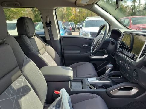 New 2026 Nissan Frontier SV w/ Tow Package RWD image 30