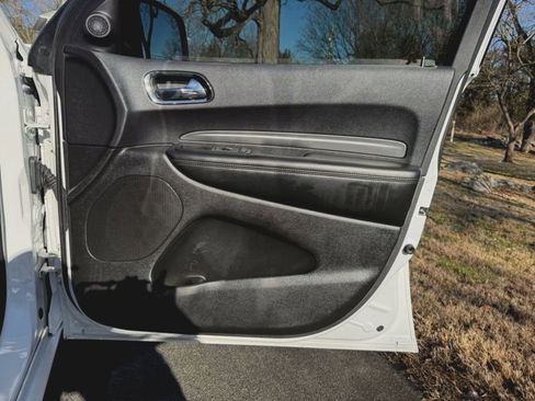 Used 2019 Dodge Durango GT image 38