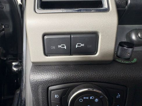 Used 2018 Ford F250 Lariat w/ Lariat Ultimate Package AWD/4WD image 22