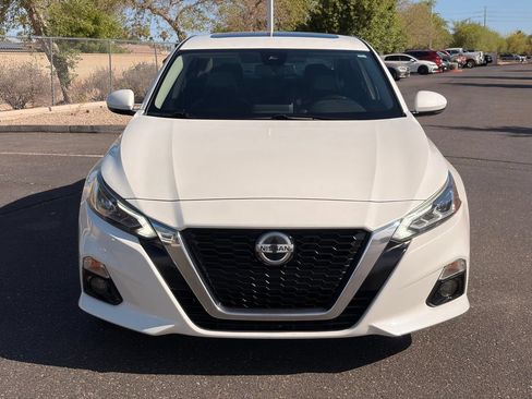 Used 2019 Nissan Altima 2.5 SL FWD image 9