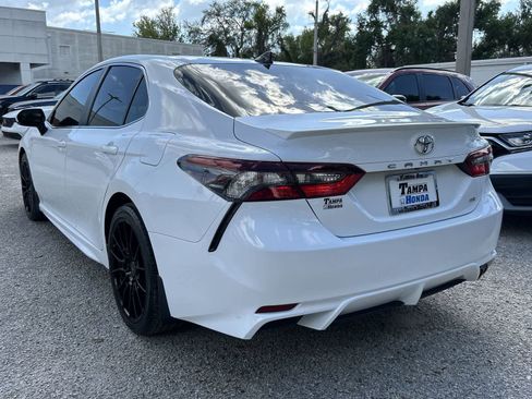 Used 2023 Toyota Camry SE image 8