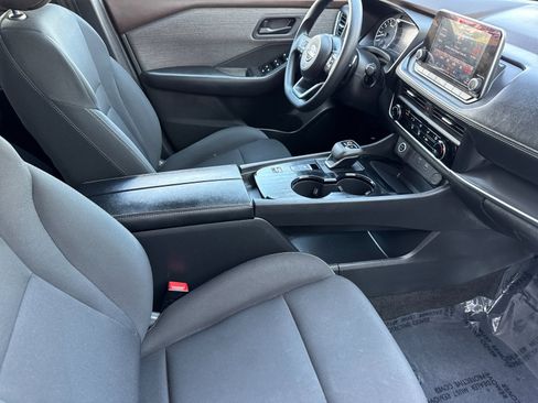 Used 2023 Nissan Rogue S image 15