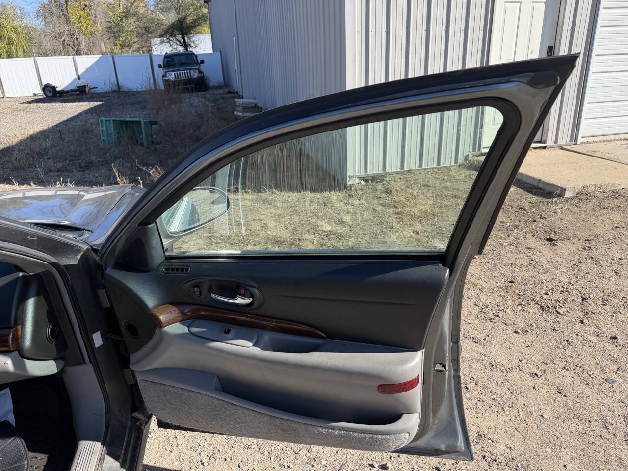 Used 2004 Buick Le Sabre Custom FWD image 28