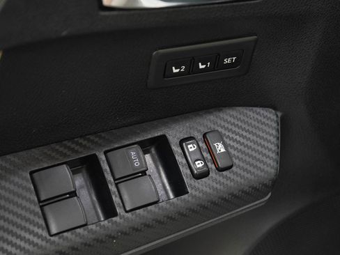 Used 2015 Toyota RAV4 Limited w/ Technology Package AWD/4WD image 22