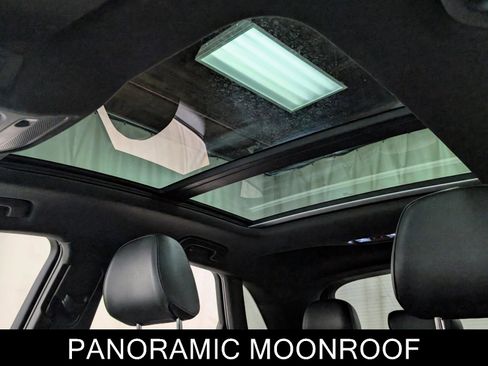 Used 2018 Audi Q3 2.0T Premium Plus w/ Premium Plus Package image 17