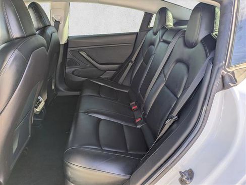 Used 2019 Tesla Model 3 Mid Range image 19