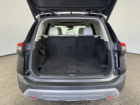 Used 2023 Nissan Rogue SV w/ SV Premium B Package AWD/4WD image 7