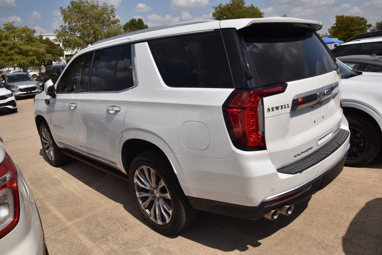 Used 2021 GMC Yukon Denali w/ Denali Premium Package AWD/4WD image 6