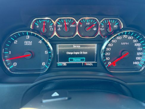 Used 2020 Chevrolet Suburban Premier image 16