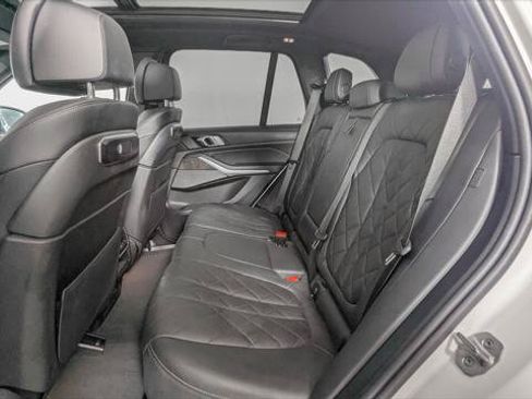Used 2025 BMW X5 sDrive40i RWD image 18