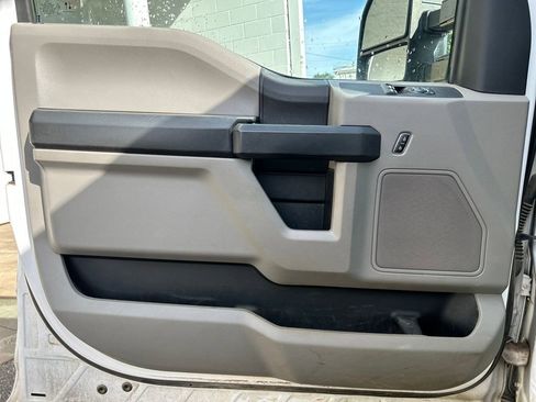 Used 2020 Ford F350 XL w/ Power Equipment Group image 9