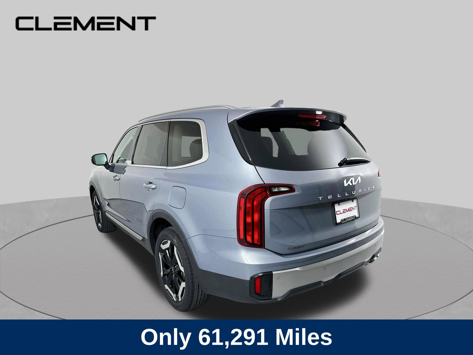 Used 2025 Kia Telluride S FWD image 8