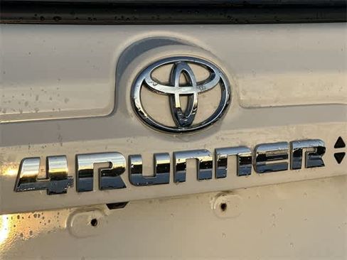 Used 2021 Toyota 4Runner SR5 Premium image 29
