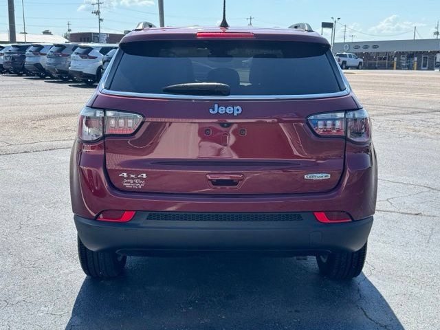 Used 2022 Jeep Compass Latitude AWD/4WD image 4