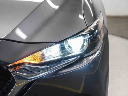 Used 2017 MAZDA CX-5 Touring image 7