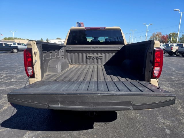 Used 2023 GMC Sierra 1500 Elevation AWD/4WD image 5