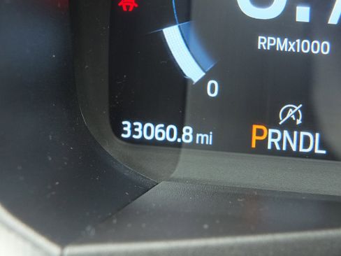 Used 2025 Ford Explorer ST-Line AWD/4WD image 22