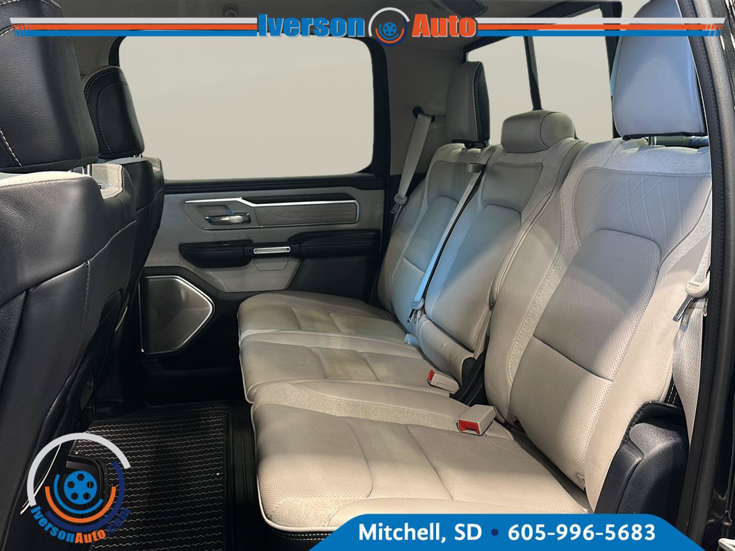 Used 2024 RAM 1500 Limited AWD/4WD image 25