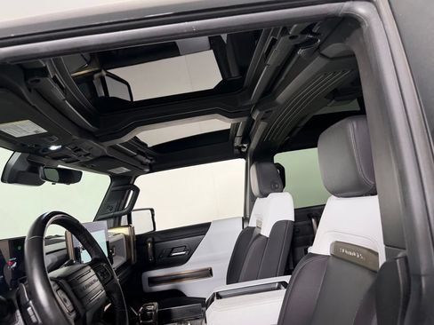 Used 2025 GMC Hummer EV 2X AWD/4WD image 24