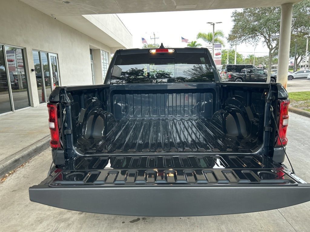 New 2025 RAM 1500 Tradesman AWD/4WD image 31