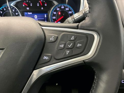 Used 2022 Chevrolet Equinox LT image 18