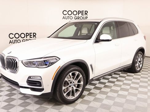 Used 2021 BMW X5 sDrive40i w/ Executive Package image 11