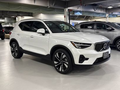 Used 2023 Volvo XC40 B5 Ultimate w/ Protection Package Premier