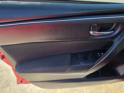 Used 2017 Toyota Corolla LE FWD image 18