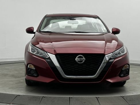 Used 2022 Nissan Altima 2.5 SL image 2