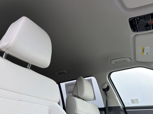 New 2026 Hyundai Santa Fe SE image 21