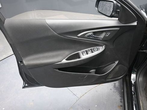 Used 2024 Chevrolet Malibu LT FWD image 16