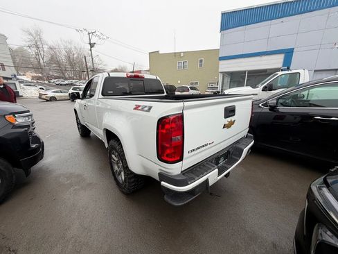 Used 2019 Chevrolet Colorado Z71 image 3