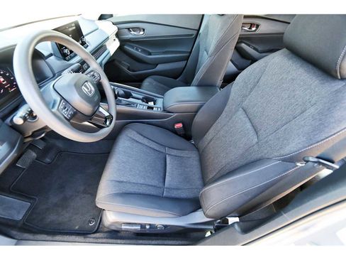 Used 2024 Honda Accord EX image 11