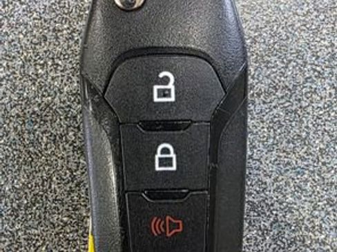 Used 2017 Ford F150 XL w/ Equipment Group 101A Mid image 30