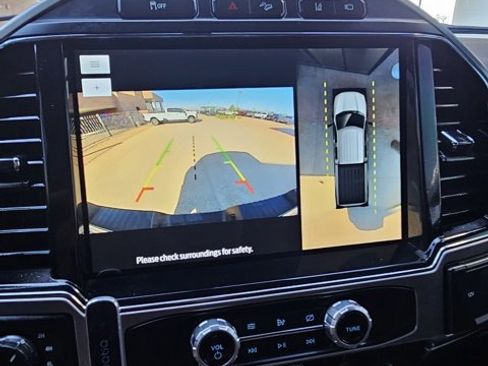 Used 2022 Ford F250 Platinum image 21