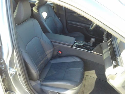 Used 2025 Toyota Camry XSE image 10