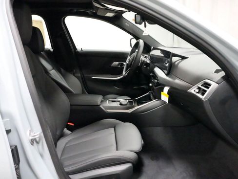 New 2026 BMW 330i xDrive Sedan w/ M Sport Package AWD/4WD image 7
